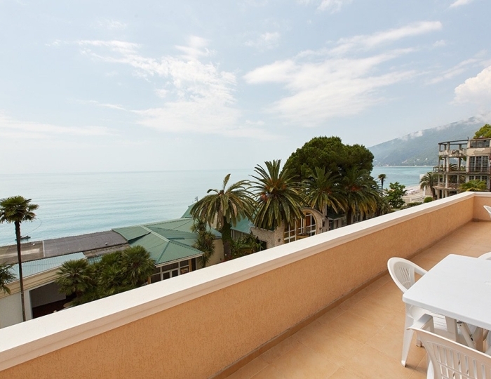 Отель Old Gagra / Олд Гагра