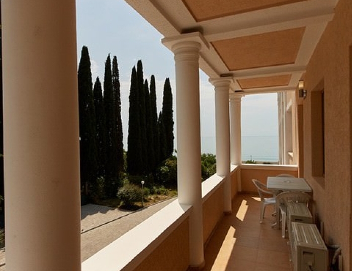 1-мест.(разм. в 2-мест.) улучш. с балк. - Отель Old Gagra / Олд Гагра